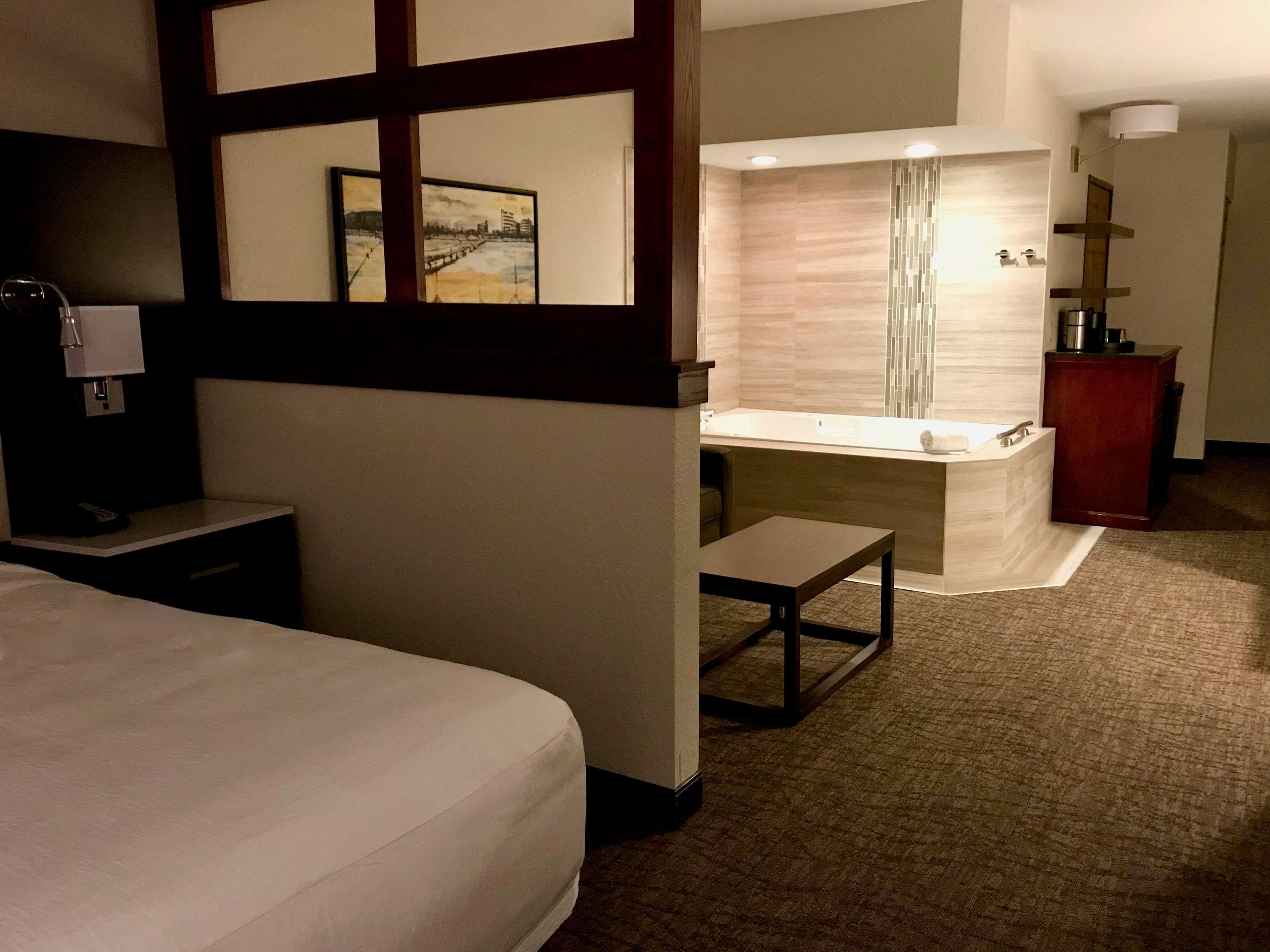 Best Western Premier Bridgewood Hotel Resort Neenah Buitenkant foto