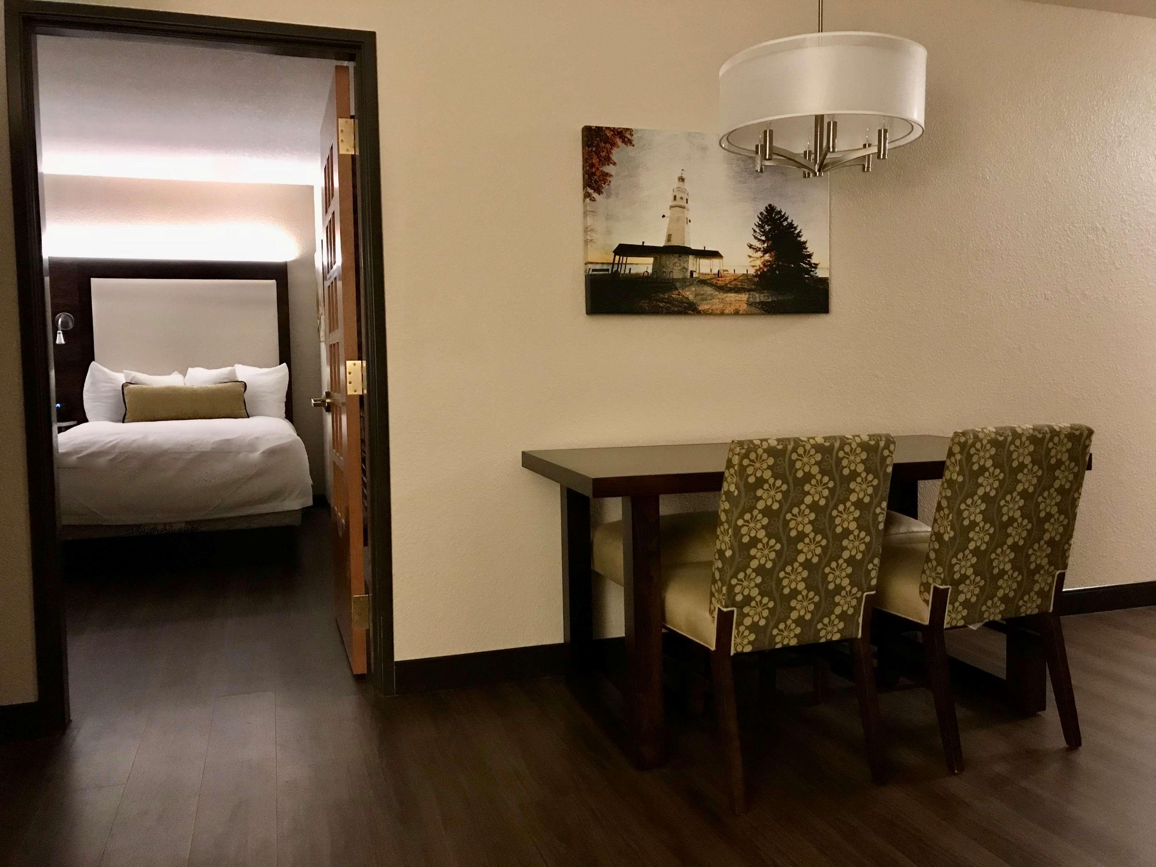 Best Western Premier Bridgewood Hotel Resort Neenah Buitenkant foto