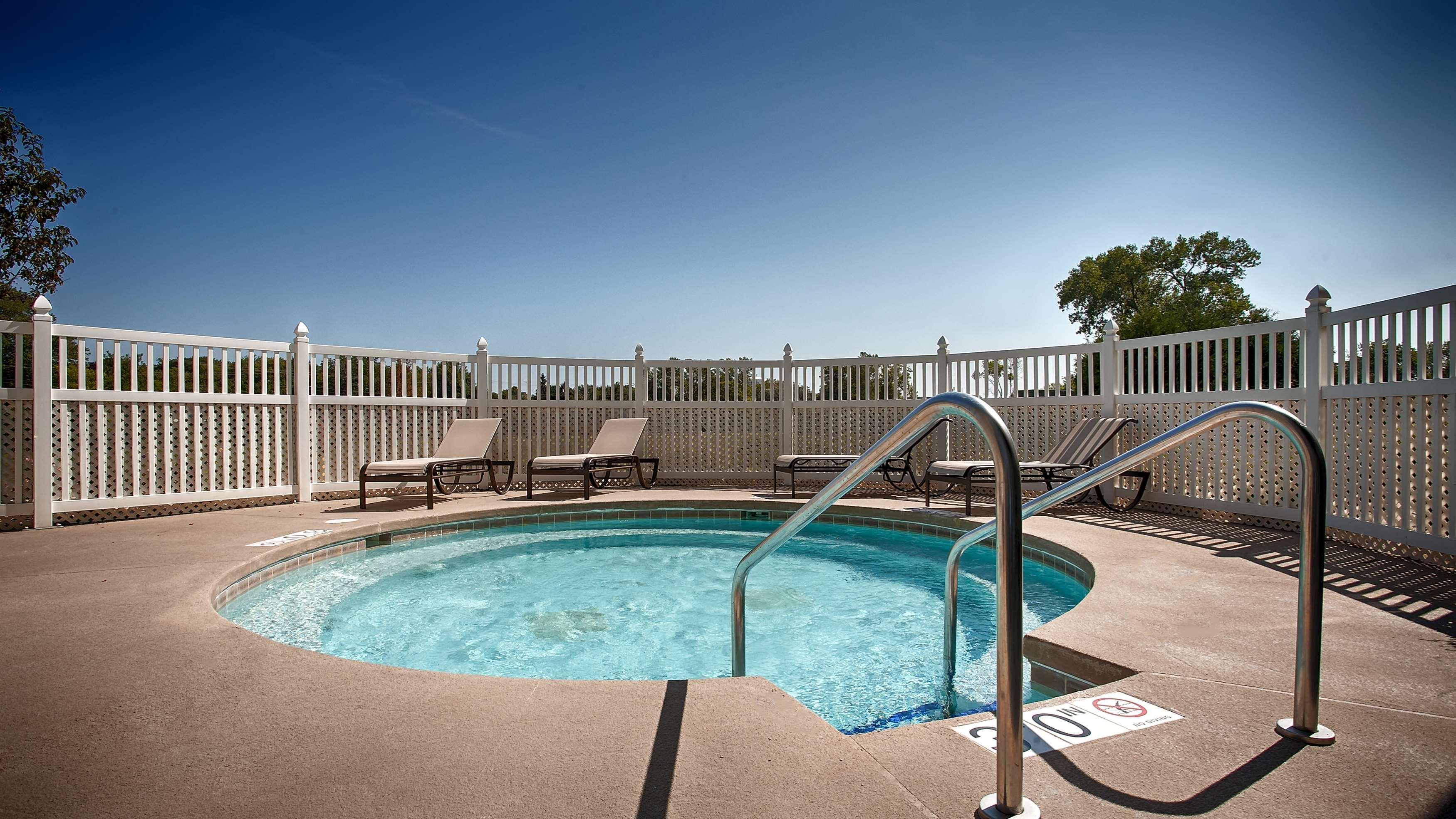 Best Western Premier Bridgewood Hotel Resort Neenah Buitenkant foto